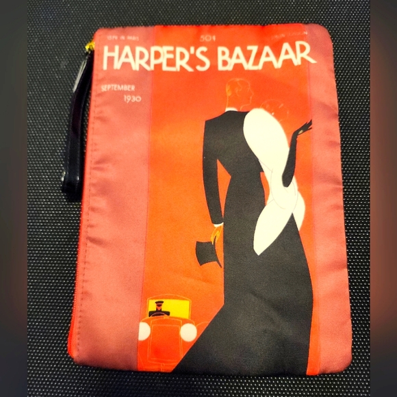 Vintage Classic Harpers Bazarr Cover Estee Lauder Fabric Cosmetic Wristlest Bag - Picture 1 of 5
